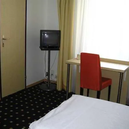 Becozy Self Check-in Pop-up Hotel 3*